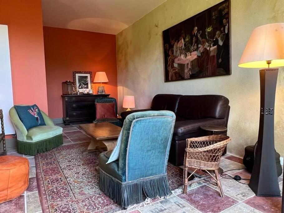 Le Gite De Sissi Lavardin (Loir-et-Cher) Exterior foto