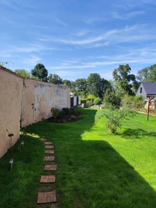 Le Gite De Sissi Lavardin (Loir-et-Cher) Exterior foto